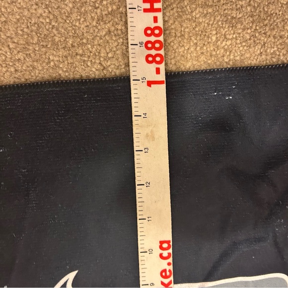 Seahawks Flag & Towel - The 12th man fan flag is a special anniversary memento - Picture 11 of 12